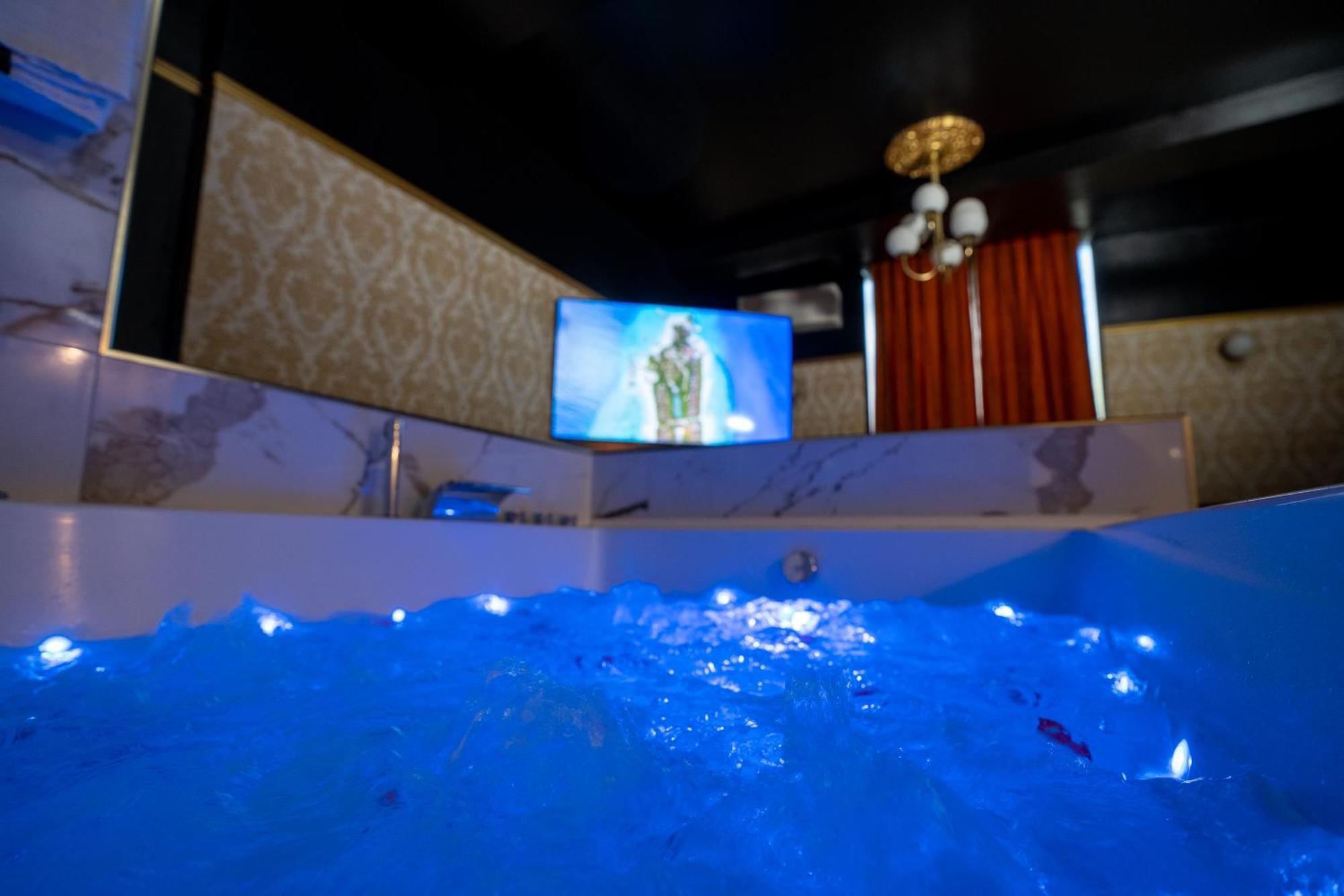 D'exception Avec Jacuzzi Apartment *